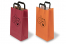 Sacs papier kraft avec anses plates - rouge et orange avec exemple imprimé | PIT Packaging.ch/fr | Paysdesenveloppes