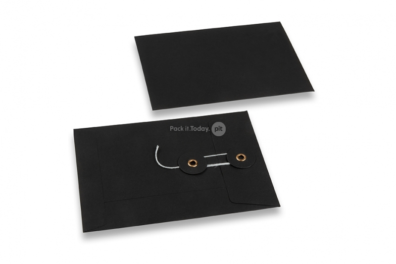 Kartonverpackung mit Kordelverschluss - 114 x 162 mm, schwarz
